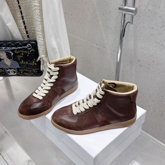 MM6 Maison Martin Margiela Brown High-Top Sneakers with Cream Laces - Picture 2 of 9